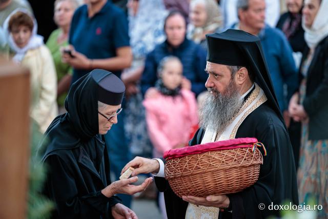 Bucură-te, Cuvioase Părinte – Priveghere în cinstea Sfântului Cuvios Iosif de la Văratec