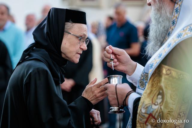 Bucură-te, Cuvioase Părinte – Priveghere în cinstea Sfântului Cuvios Iosif de la Văratec
