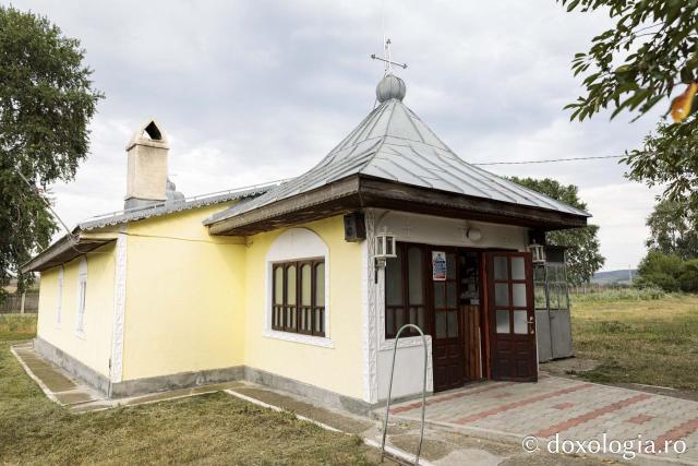 Schitul „Pogorârea Sfântului Duh" – Drăgești, Vaslui