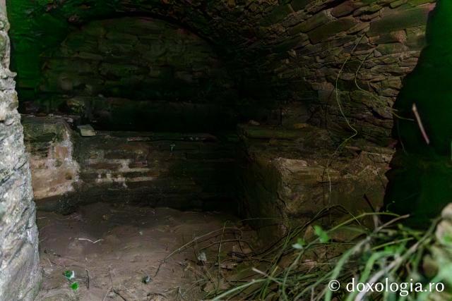 Chilia „Cuviosul Teofil, Izvorâtorul de Mir” Kapsala – Muntele Athos