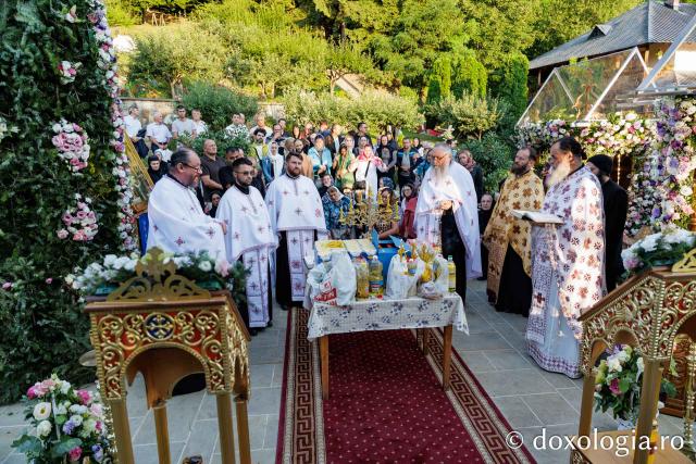 Prăznuirea Sfintei Cuvioase Teodora la Mănăstirea Sihla