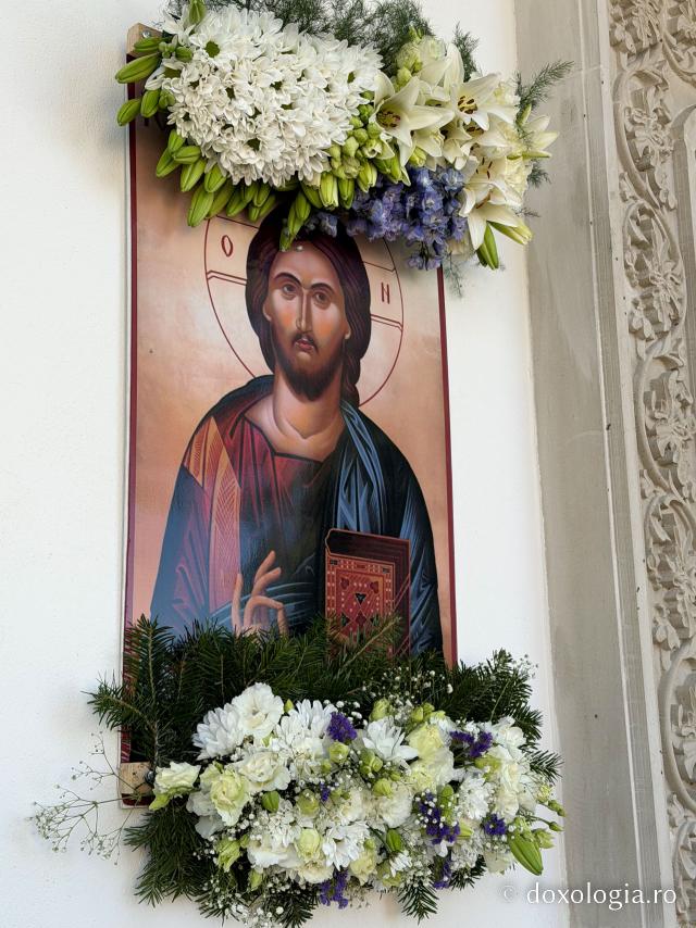 Mănăstirea Văratec, în așteptarea proclamării locale a canonizării Sfintelor Cuvioase de la Văratec