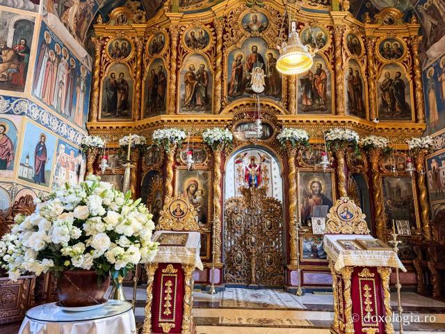 Mănăstirea Văratec, în așteptarea proclamării locale a canonizării Sfintelor Cuvioase de la Văratec