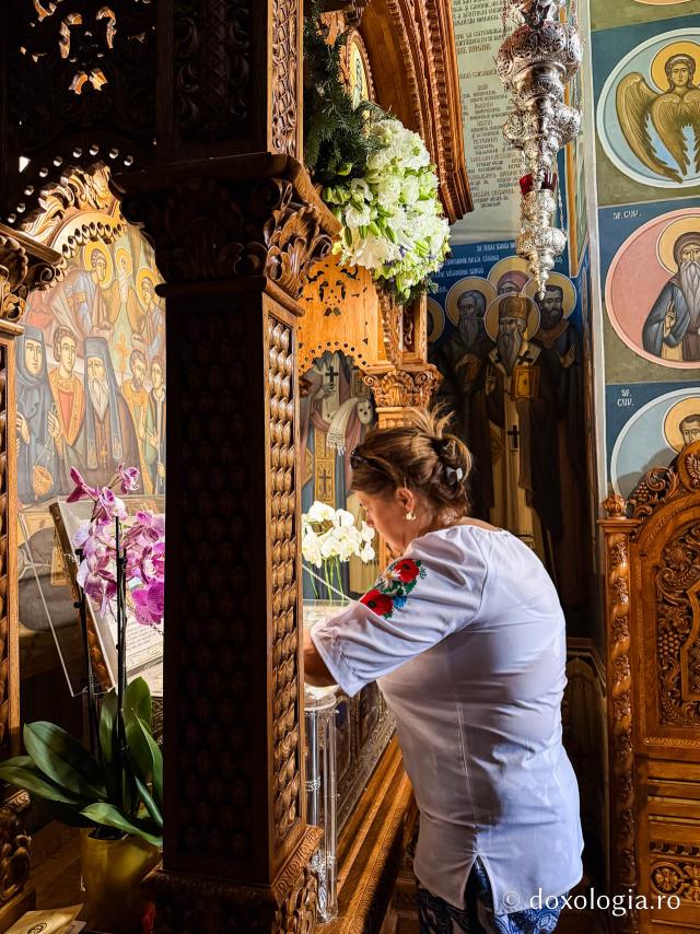 Mănăstirea Văratec, în așteptarea proclamării locale a canonizării Sfintelor Cuvioase de la Văratec