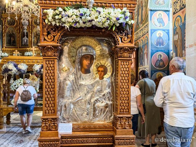 Mănăstirea Văratec, în așteptarea proclamării locale a canonizării Sfintelor Cuvioase de la Văratec