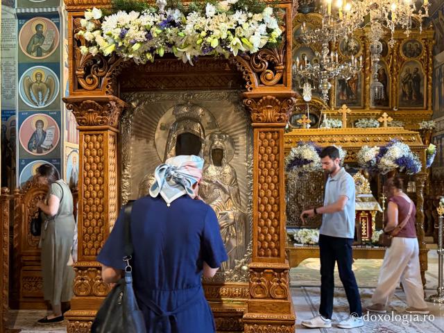 Mănăstirea Văratec, în așteptarea proclamării locale a canonizării Sfintelor Cuvioase de la Văratec