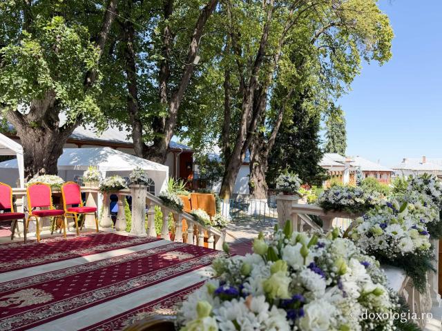 Mănăstirea Văratec, în așteptarea proclamării locale a canonizării Sfintelor Cuvioase de la Văratec