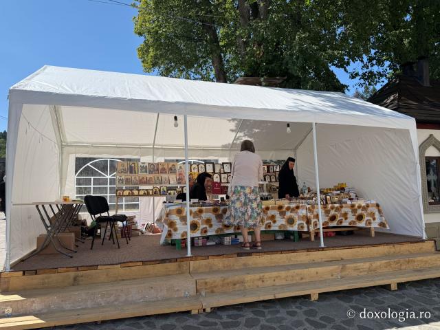 Mănăstirea Văratec, în așteptarea proclamării locale a canonizării Sfintelor Cuvioase de la Văratec