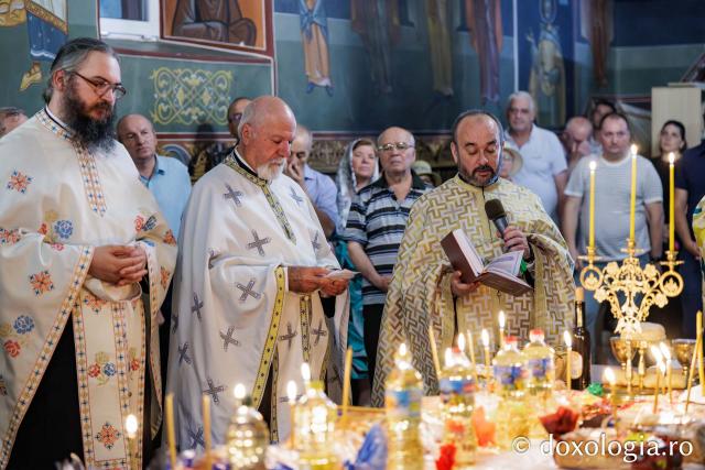 Prăznuirea Sfântului Cuvios Ioan Iacob la parohia „Sfântul Vasile” – Nicolina din Iași
