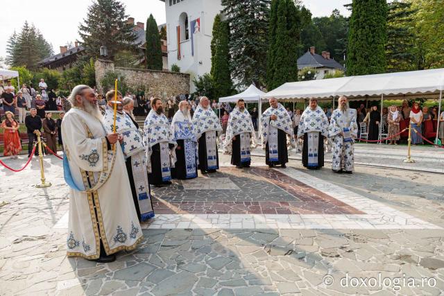 Priveghere în cinstea Sfintei Cuvioase Teodora la Mănăstirea Sihăstria