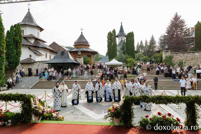 Priveghere în cinstea Sfintei Cuvioase Teodora la Mănăstirea Sihăstria