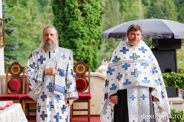 Priveghere în cinstea Sfintei Cuvioase Teodora la Mănăstirea Sihăstria