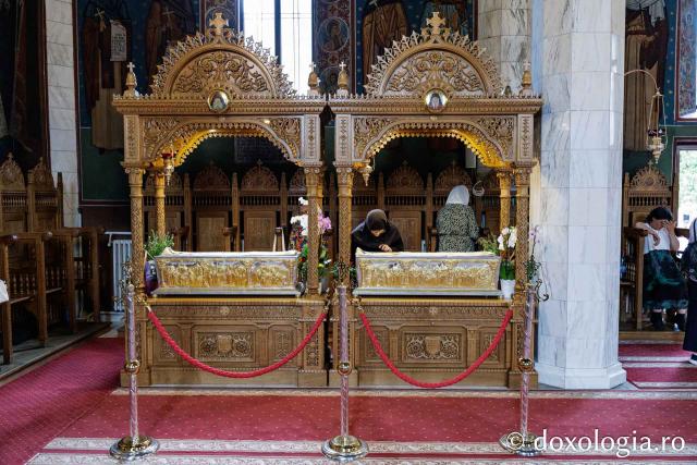 Priveghere în cinstea Sfintei Cuvioase Teodora la Mănăstirea Sihăstria