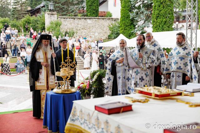 Priveghere în cinstea Sfintei Cuvioase Teodora la Mănăstirea Sihăstria