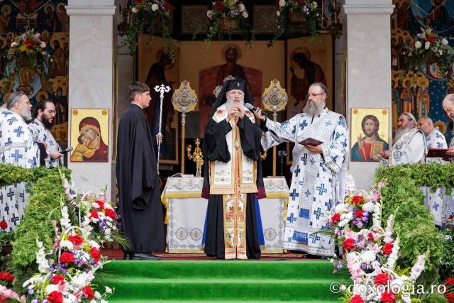 Priveghere în cinstea Sfintei Cuvioase Teodora la Mănăstirea Sihăstria