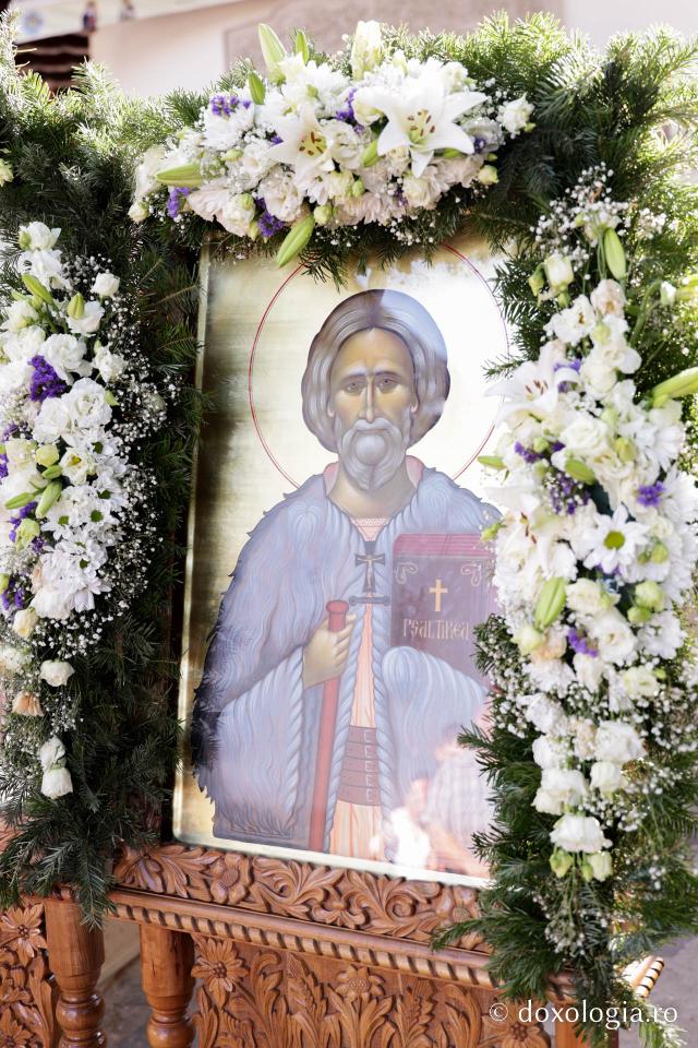 Bucurați-vă, Sfintelor ocrotitoare ale Văratecului – priveghere în cinstea Sfintelor Cuvioase Nazaria, Olimpiada și Elisabeta de la Văratec
