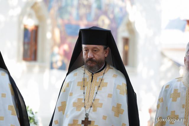 Bucurați-vă, Sfintelor ocrotitoare ale Văratecului – priveghere în cinstea Sfintelor Cuvioase Nazaria, Olimpiada și Elisabeta de la Văratec