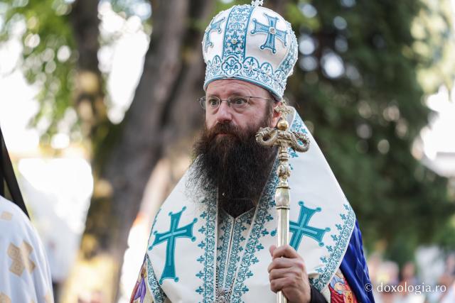 Bucurați-vă, Sfintelor ocrotitoare ale Văratecului – priveghere în cinstea Sfintelor Cuvioase Nazaria, Olimpiada și Elisabeta de la Văratec