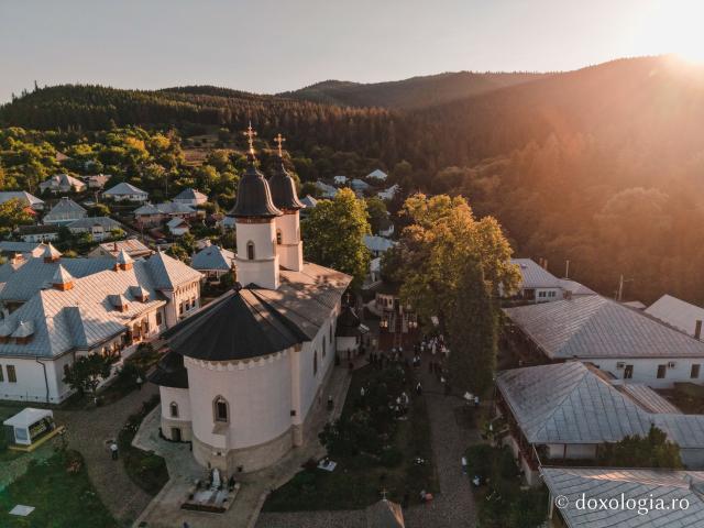 Bucură-te, Cuvioase Părinte – Priveghere în cinstea Sfântului Cuvios Iosif de la Văratec
