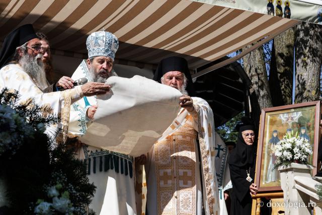 Proclamarea locală a canonizării Sfintelor Cuvioase Nazaria, Olimpiada și Elisabeta (Safta) Brâncoveanu de la Văratec