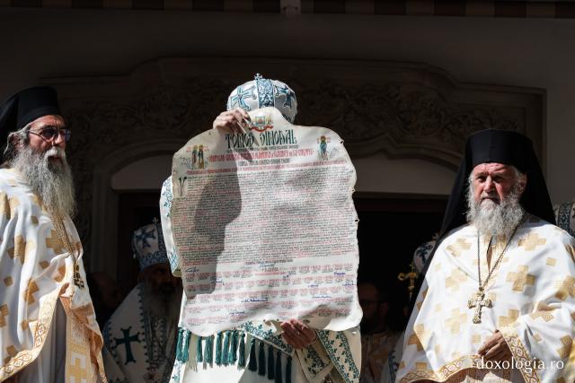 Proclamarea locală a canonizării Sfintelor Cuvioase Nazaria, Olimpiada și Elisabeta (Safta) Brâncoveanu de la Văratec