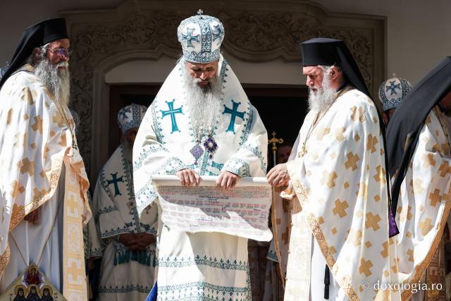 Proclamarea locală a canonizării Sfintelor Cuvioase Nazaria, Olimpiada și Elisabeta (Safta) Brâncoveanu de la Văratec