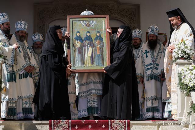 Proclamarea locală a canonizării Sfintelor Cuvioase Nazaria, Olimpiada și Elisabeta (Safta) Brâncoveanu de la Văratec