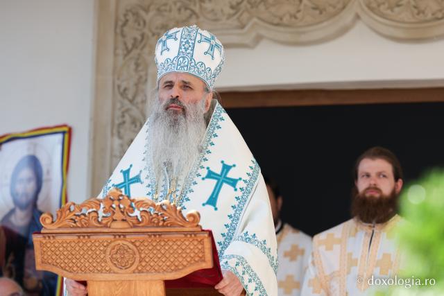 Proclamarea locală a canonizării Sfintelor Cuvioase Nazaria, Olimpiada și Elisabeta (Safta) Brâncoveanu de la Văratec