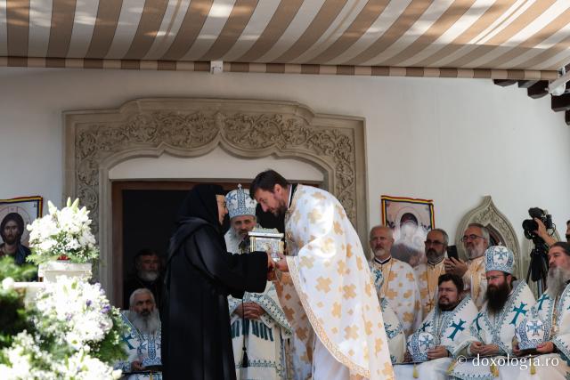 Proclamarea locală a canonizării Sfintelor Cuvioase Nazaria, Olimpiada și Elisabeta (Safta) Brâncoveanu de la Văratec