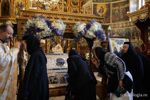 Proclamarea locală a canonizării Sfintelor Cuvioase Nazaria, Olimpiada și Elisabeta (Safta) Brâncoveanu de la Văratec