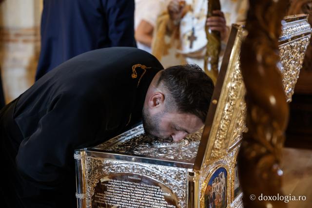 Proclamarea locală a canonizării Sfintelor Cuvioase Nazaria, Olimpiada și Elisabeta (Safta) Brâncoveanu de la Văratec