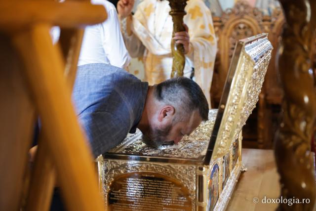 Proclamarea locală a canonizării Sfintelor Cuvioase Nazaria, Olimpiada și Elisabeta (Safta) Brâncoveanu de la Văratec