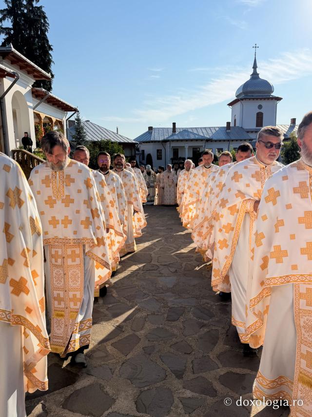 Mănăstirea Văratec în sărbătoare – prima prăznuire a Sfintelor Cuvioase Nazaria, Olimpiada și Elisebeta (Safta) Brâncoveanu