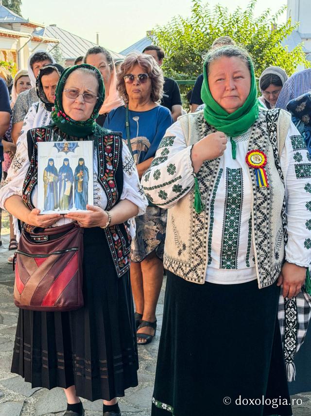 Mănăstirea Văratec în sărbătoare – prima prăznuire a Sfintelor Cuvioase Nazaria, Olimpiada și Elisebeta (Safta) Brâncoveanu
