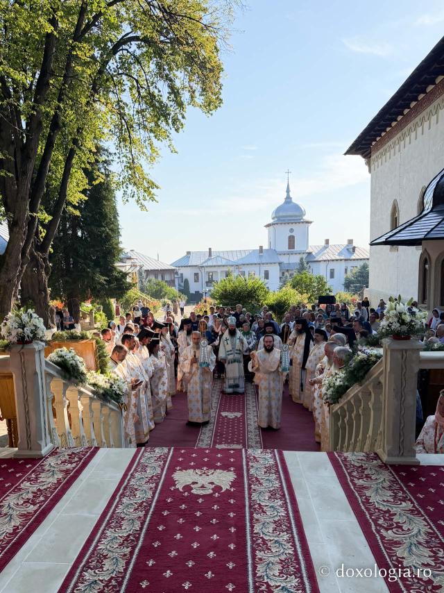 Mănăstirea Văratec în sărbătoare – prima prăznuire a Sfintelor Cuvioase Nazaria, Olimpiada și Elisebeta (Safta) Brâncoveanu