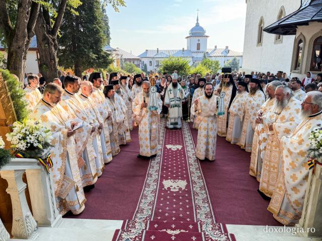 Mănăstirea Văratec în sărbătoare – prima prăznuire a Sfintelor Cuvioase Nazaria, Olimpiada și Elisebeta (Safta) Brâncoveanu