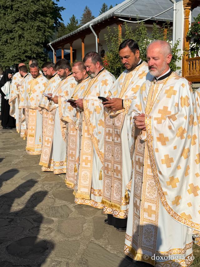 Mănăstirea Văratec în sărbătoare – prima prăznuire a Sfintelor Cuvioase Nazaria, Olimpiada și Elisebeta (Safta) Brâncoveanu