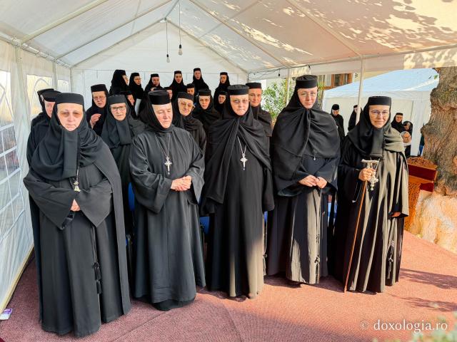 Mănăstirea Văratec în sărbătoare – prima prăznuire a Sfintelor Cuvioase Nazaria, Olimpiada și Elisebeta (Safta) Brâncoveanu