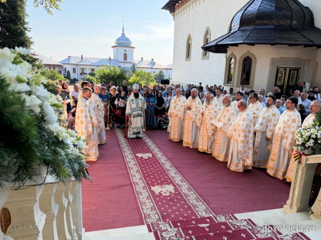 Mănăstirea Văratec în sărbătoare – prima prăznuire a Sfintelor Cuvioase Nazaria, Olimpiada și Elisebeta (Safta) Brâncoveanu