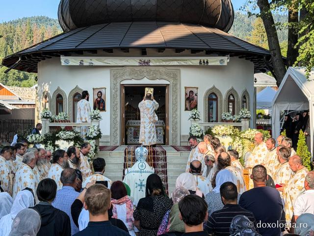 Mănăstirea Văratec în sărbătoare – prima prăznuire a Sfintelor Cuvioase Nazaria, Olimpiada și Elisebeta (Safta) Brâncoveanu