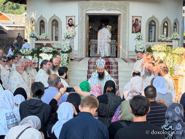 Mănăstirea Văratec în sărbătoare – prima prăznuire a Sfintelor Cuvioase Nazaria, Olimpiada și Elisebeta (Safta) Brâncoveanu