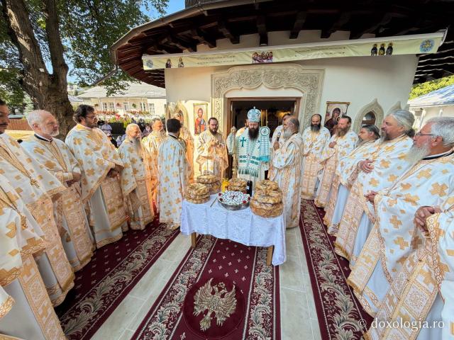Mănăstirea Văratec în sărbătoare – prima prăznuire a Sfintelor Cuvioase Nazaria, Olimpiada și Elisebeta (Safta) Brâncoveanu