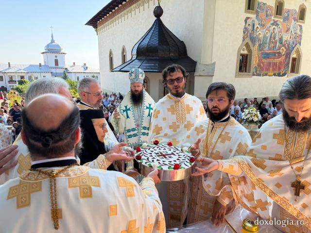 Mănăstirea Văratec în sărbătoare – prima prăznuire a Sfintelor Cuvioase Nazaria, Olimpiada și Elisebeta (Safta) Brâncoveanu