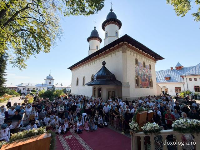 Mănăstirea Văratec în sărbătoare – prima prăznuire a Sfintelor Cuvioase Nazaria, Olimpiada și Elisebeta (Safta) Brâncoveanu