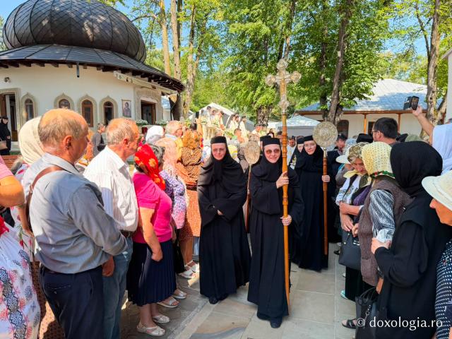 Mănăstirea Văratec în sărbătoare – prima prăznuire a Sfintelor Cuvioase Nazaria, Olimpiada și Elisebeta (Safta) Brâncoveanu