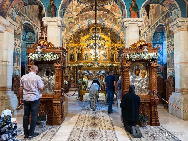 Mănăstirea Văratec în sărbătoare – prima prăznuire a Sfintelor Cuvioase Nazaria, Olimpiada și Elisebeta (Safta) Brâncoveanu