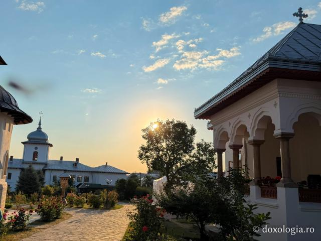 Mănăstirea Văratec în sărbătoare – prima prăznuire a Sfintelor Cuvioase Nazaria, Olimpiada și Elisebeta (Safta) Brâncoveanu
