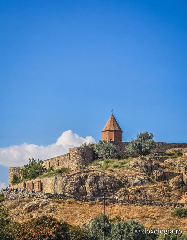 Pelerinaj la Mănăstirea Khor Virap din Armenia, locul de nevoință al Sfântului Ierarh Grigorie Luminătorul