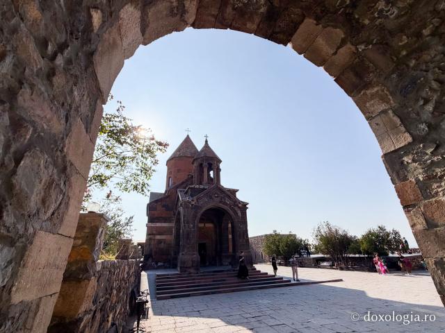 Pelerinaj la Mănăstirea Khor Virap din Armenia, locul de nevoință al Sfântului Ierarh Grigorie Luminătorul