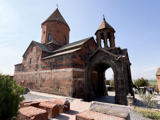 Pelerinaj la Mănăstirea Khor Virap din Armenia, locul de nevoință al Sfântului Ierarh Grigorie Luminătorul